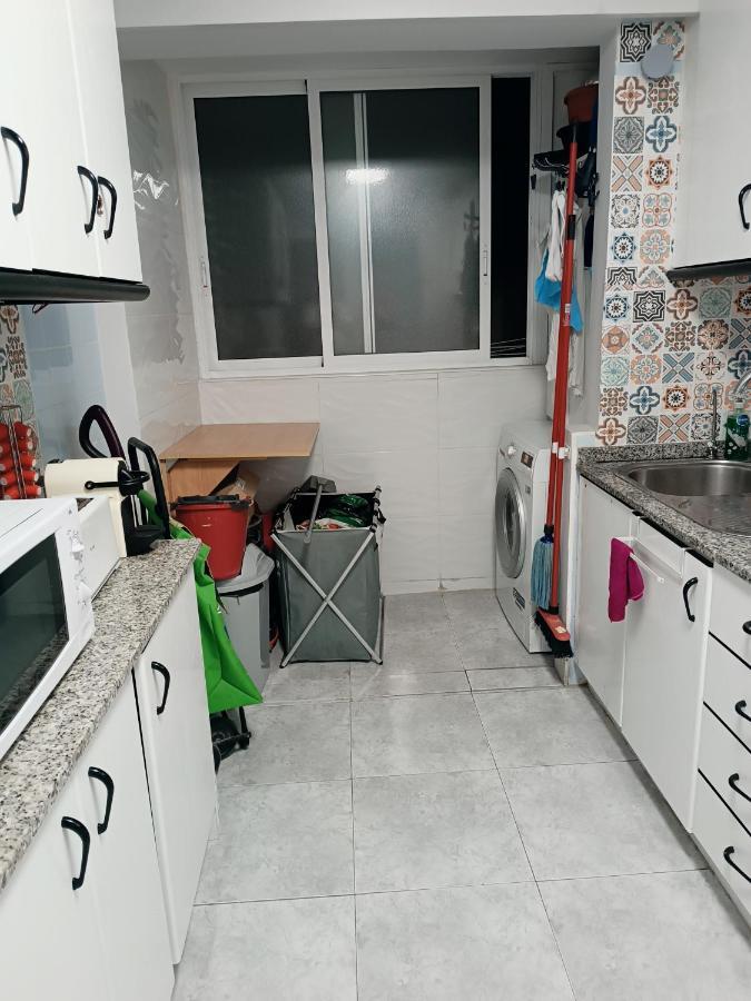 Habitaciones2 Renfe Alicante Luaran gambar